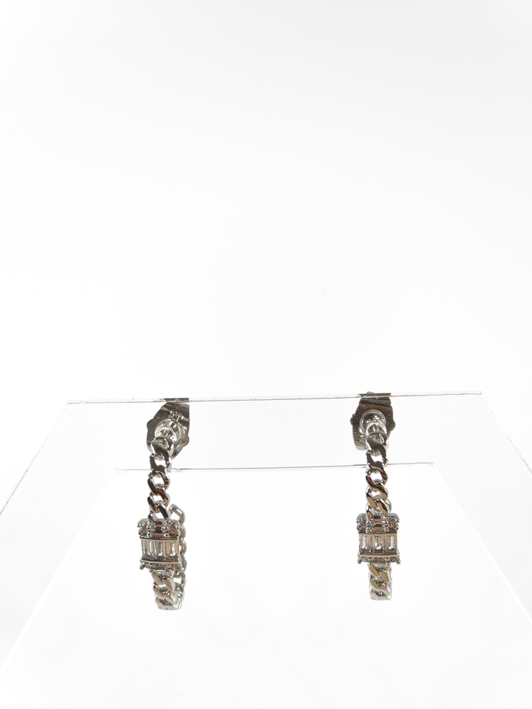 Silver Zincir Detaylı Taşlı Vip Küpe (30mm)