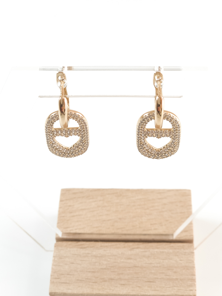 Gold Sarkıt Kalp Detaylı Taş Kaplamalı Vip Küpe (30mm) - Görsel 3